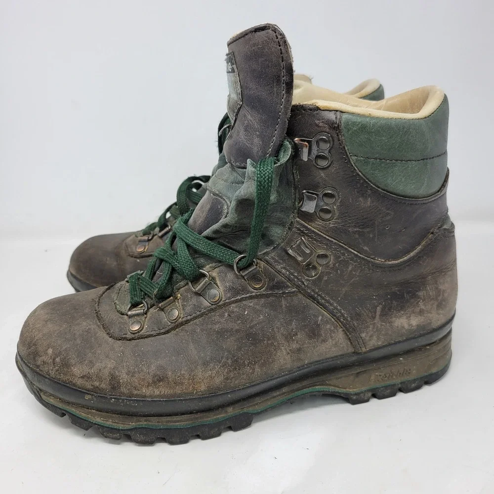 Raichle 3354 153 Mens Brown Leather Vibram Sole Hiking Boots Switzerland 9.5 M